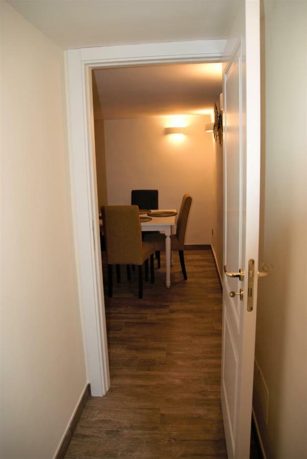 Casa Di Gio - Duomo Apartment Napoli Ngoại thất bức ảnh